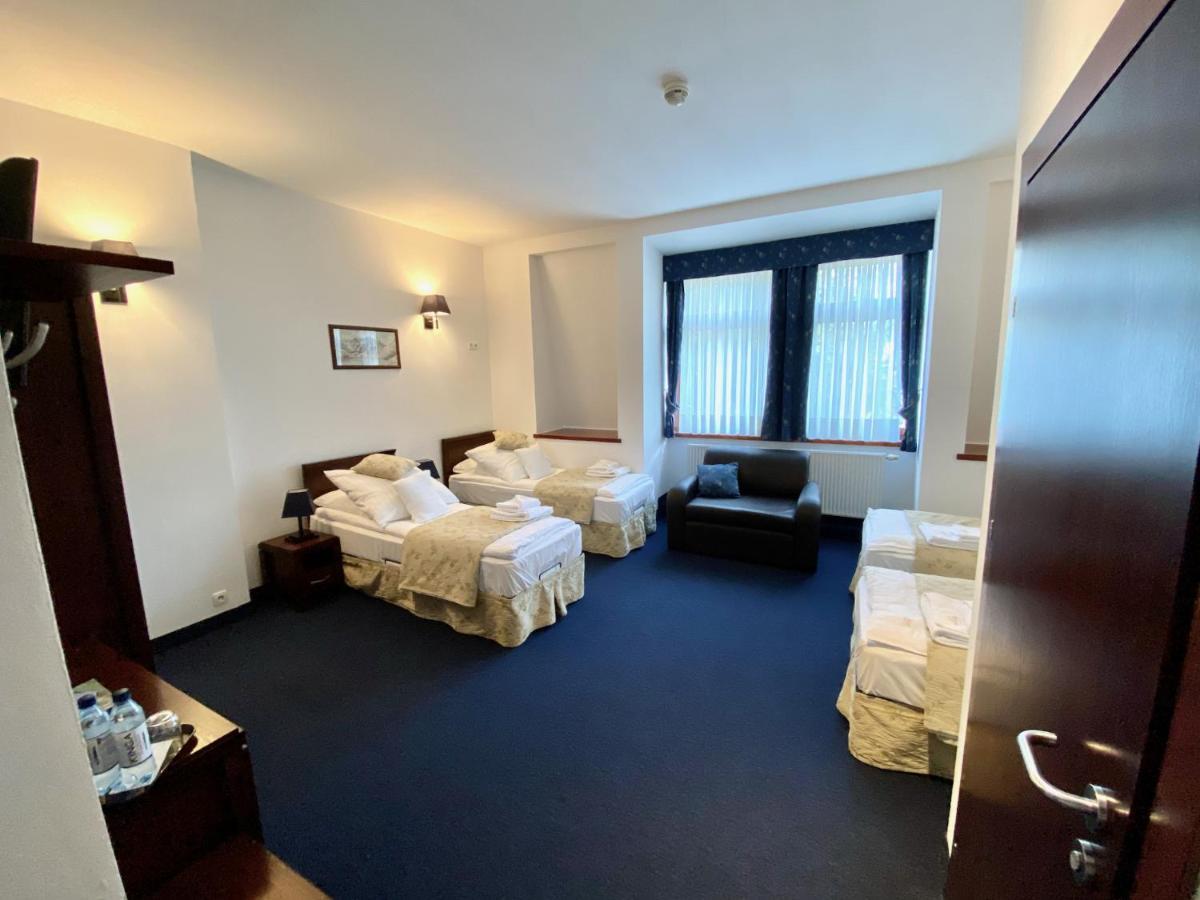 Hotel Patria Zakopane Centrum Bagian luar foto