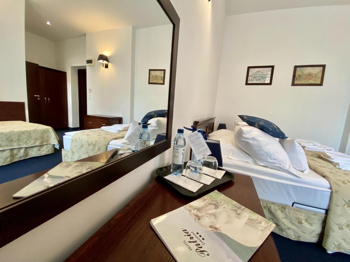 Hotel Patria Zakopane Centrum Bagian luar foto