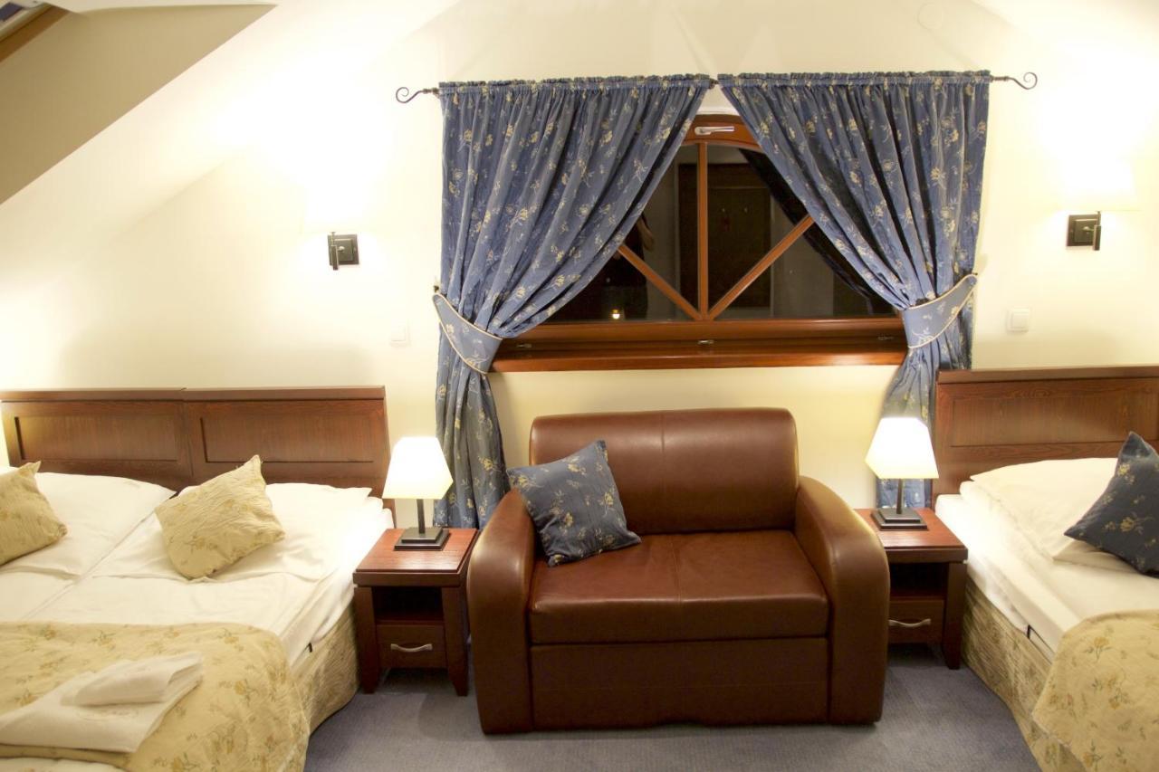 Hotel Patria Zakopane Centrum Bagian luar foto