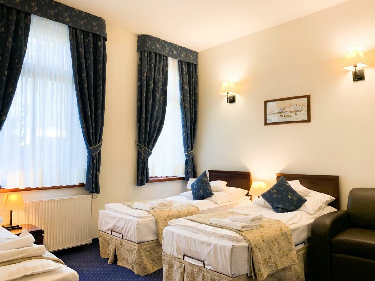 Hotel Patria Zakopane Centrum Bagian luar foto